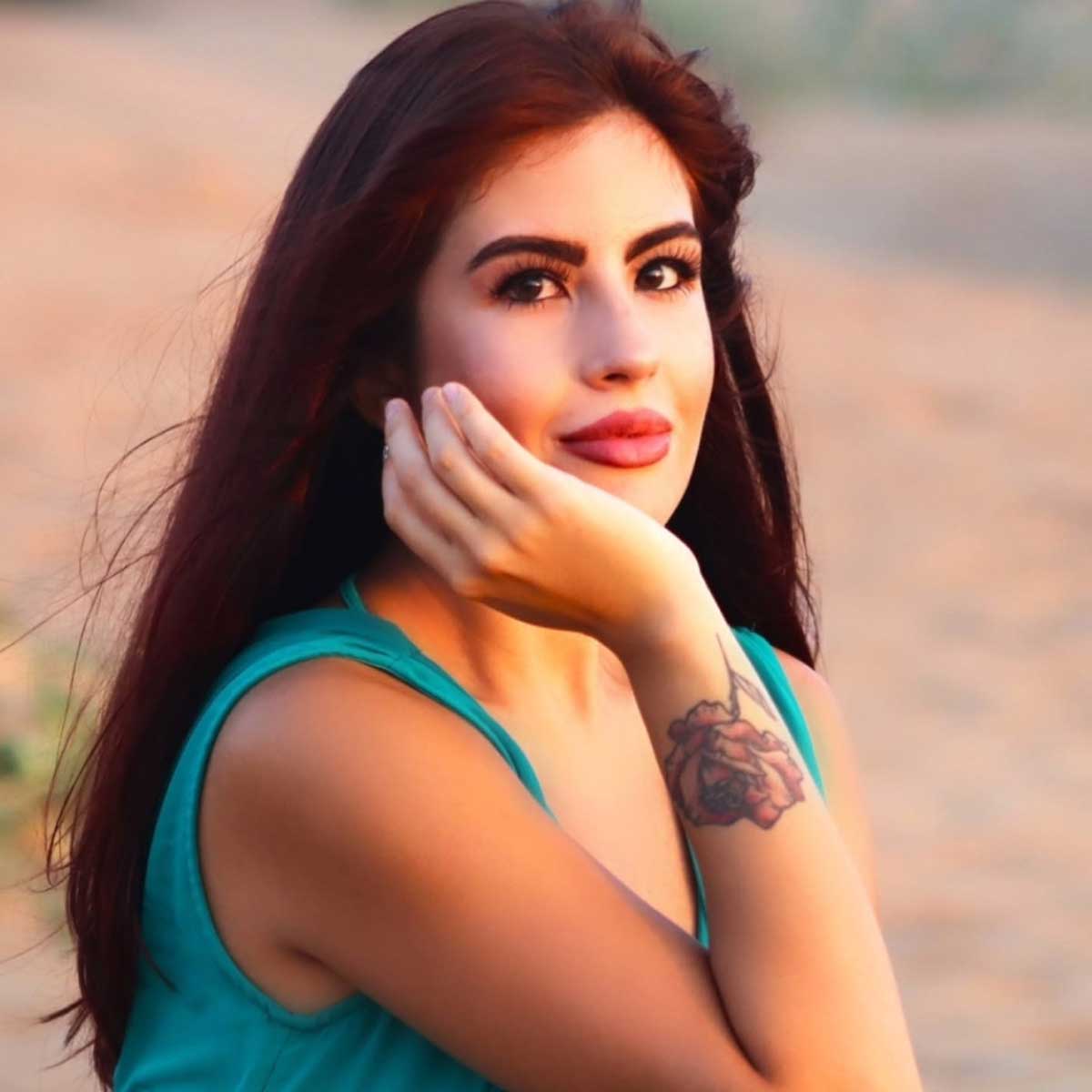 Sarah R Jay: “You can create good music even from happy moments.”